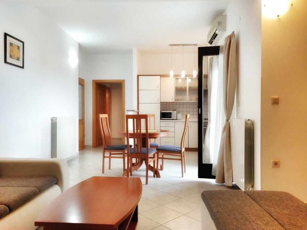Apartment Skaline Malinska Exterior photo